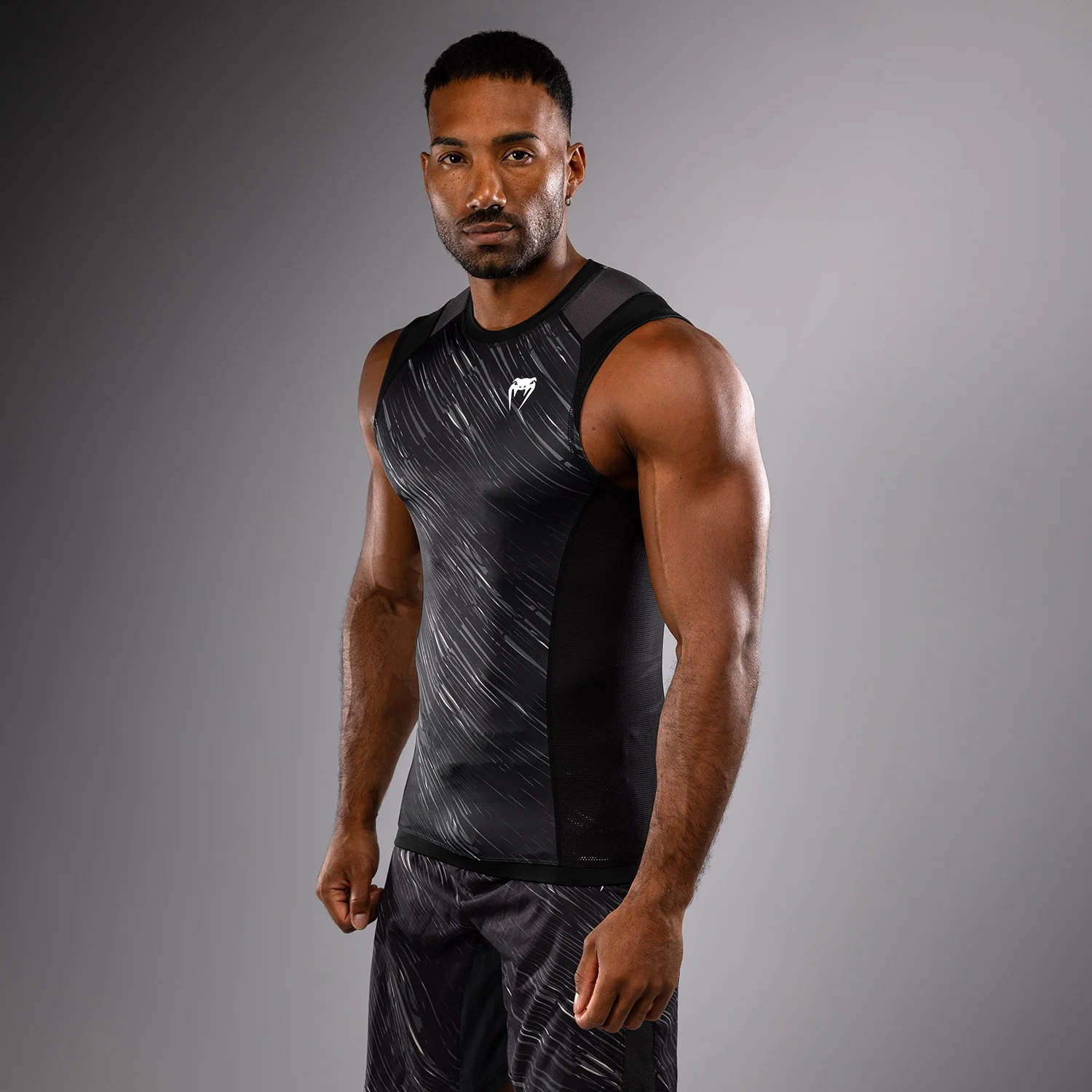Venum Rapid Sleeveless Rashguard - Black/Storm Grey - Image 2
