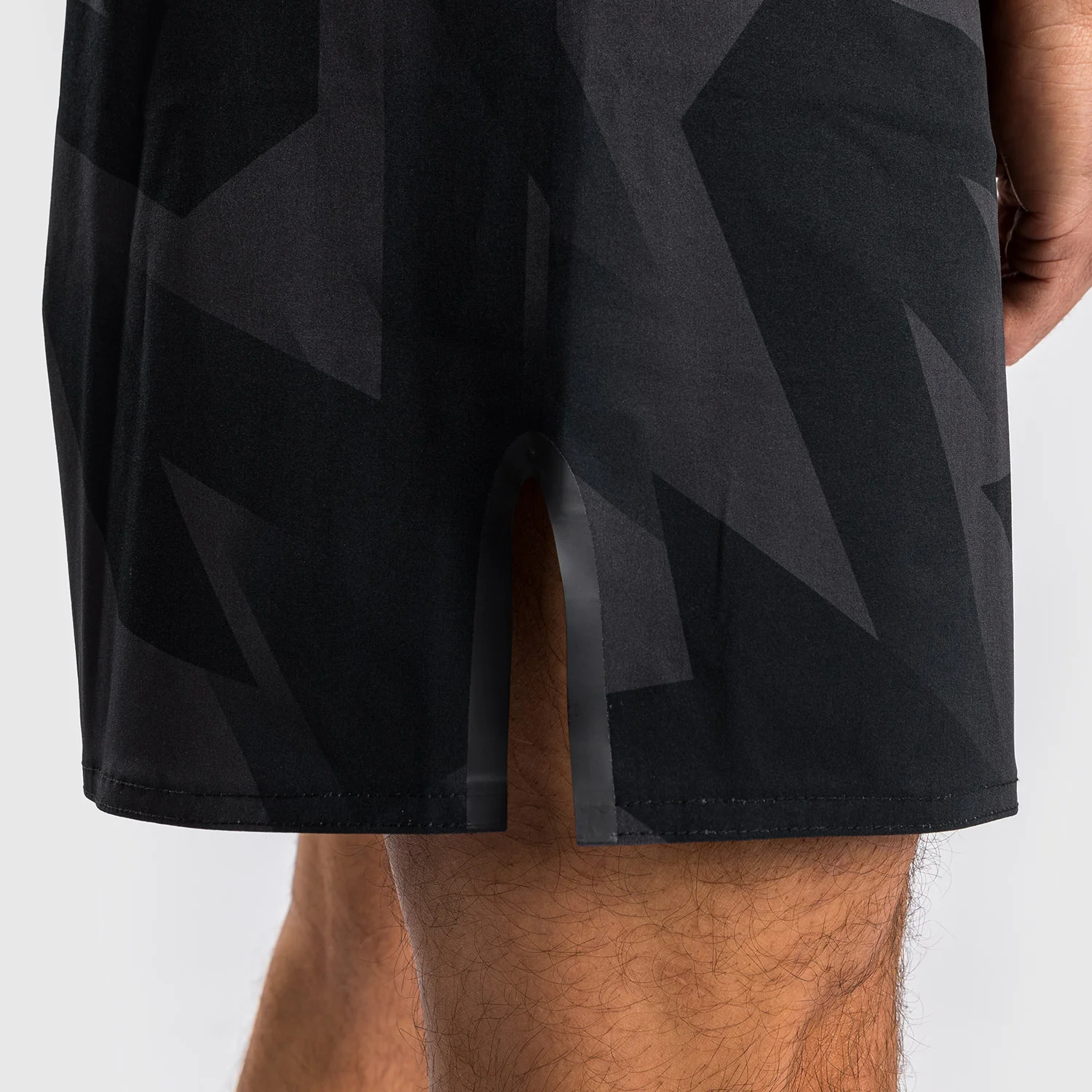 Venum Razor Fightshorts - Black/Gold - Image 6