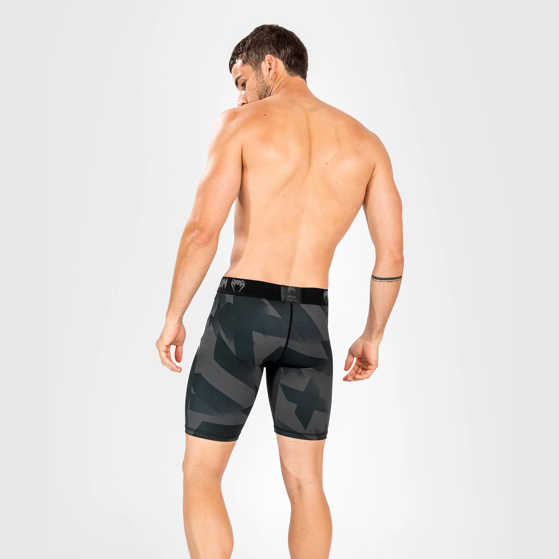 Venum Razor Vale Tudo Shorts - Black/Gold - Image 3