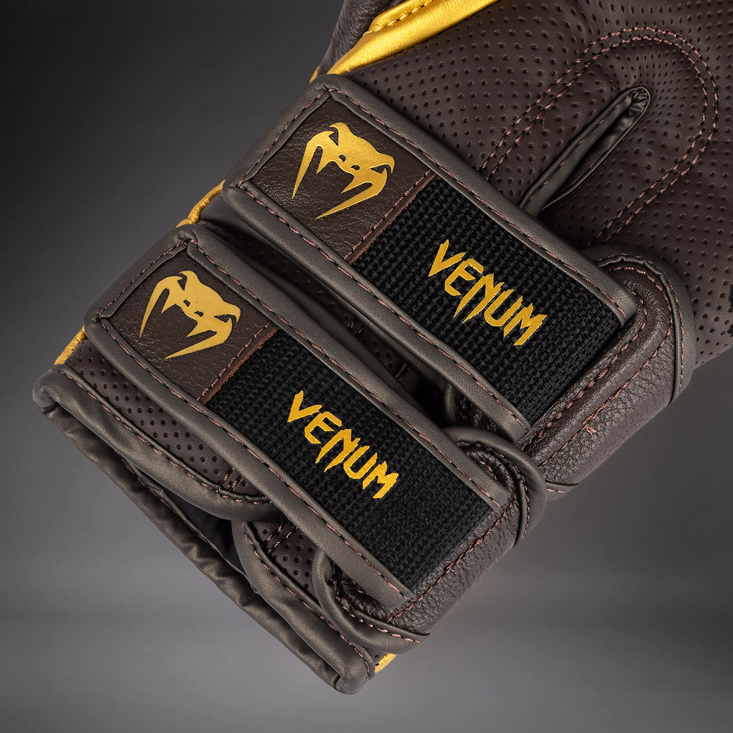 Venum Reverso Boxing Gloves - Chocolate/Gold - Image 8