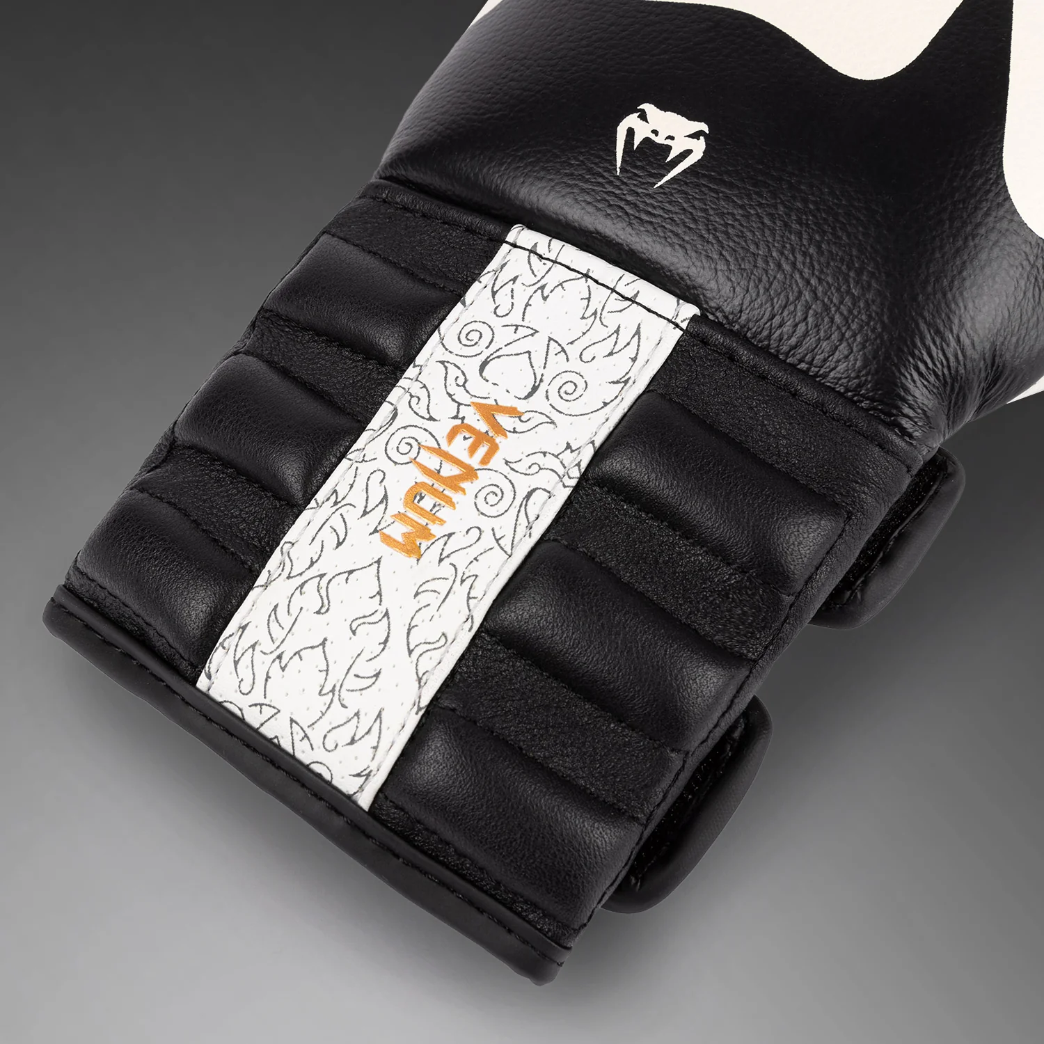 Venum Reverso Boxing Gloves - Snow White/Black - Image 7