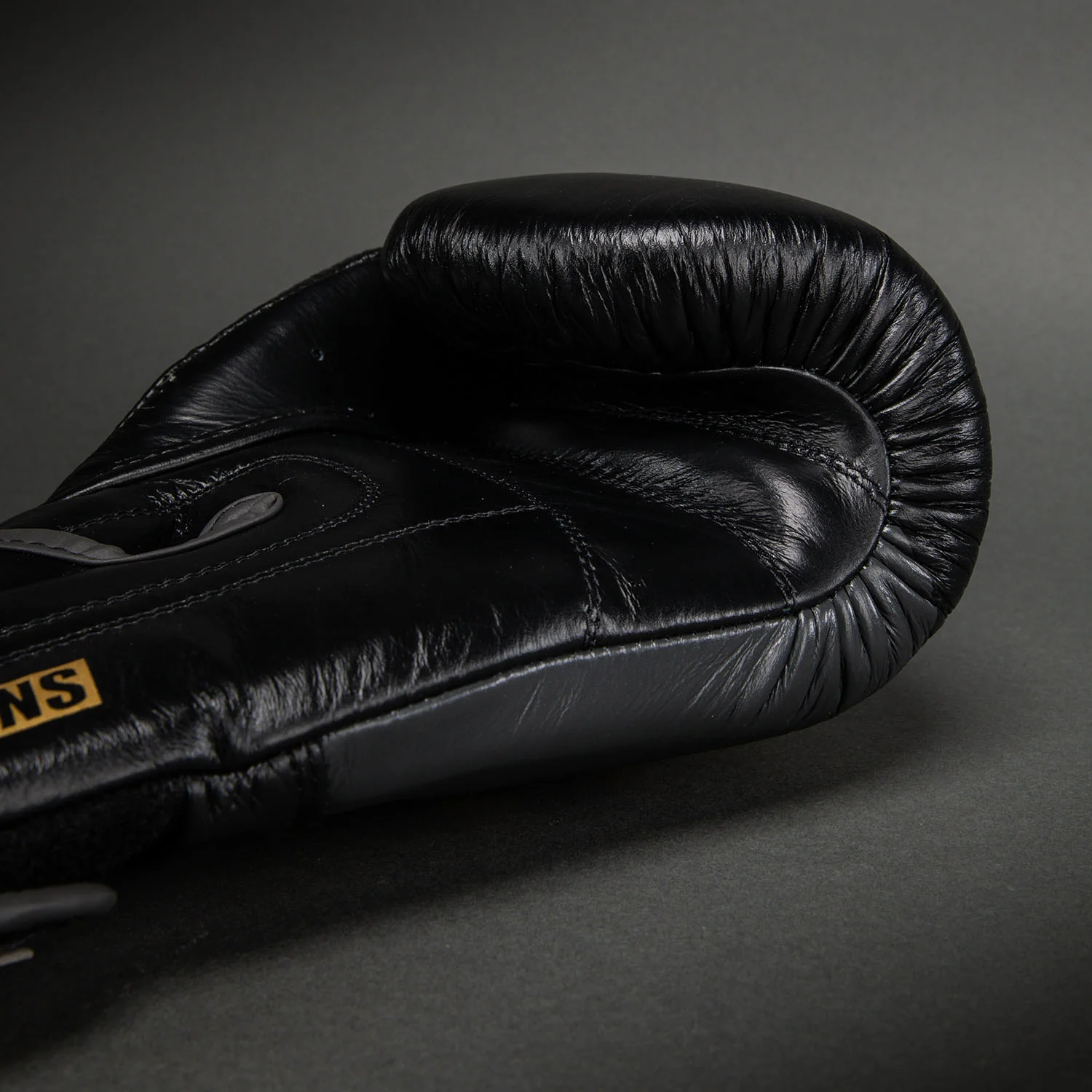 Ringhorns Charger by Venum Boxing Gloves - Black/Gold - Image 5