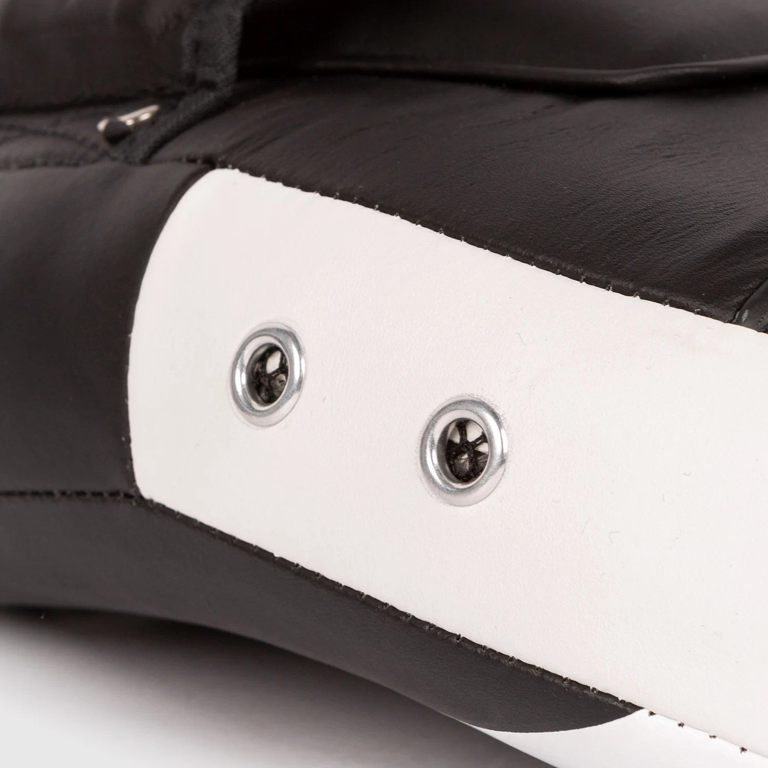 Venum Kick Boxing Gear 2.0 Micro Fiber Small Paws - Black/White - Image 5