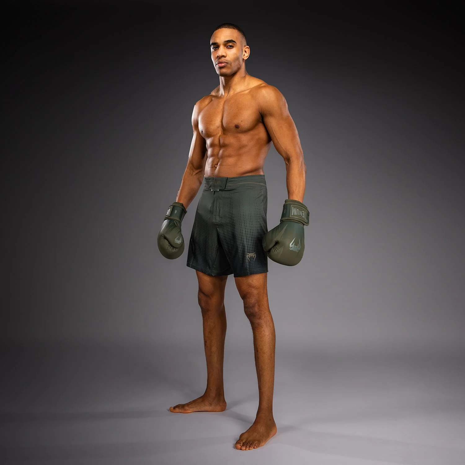 Venum Stealth Fightshorts - Khaki/Dark Green - Image 3