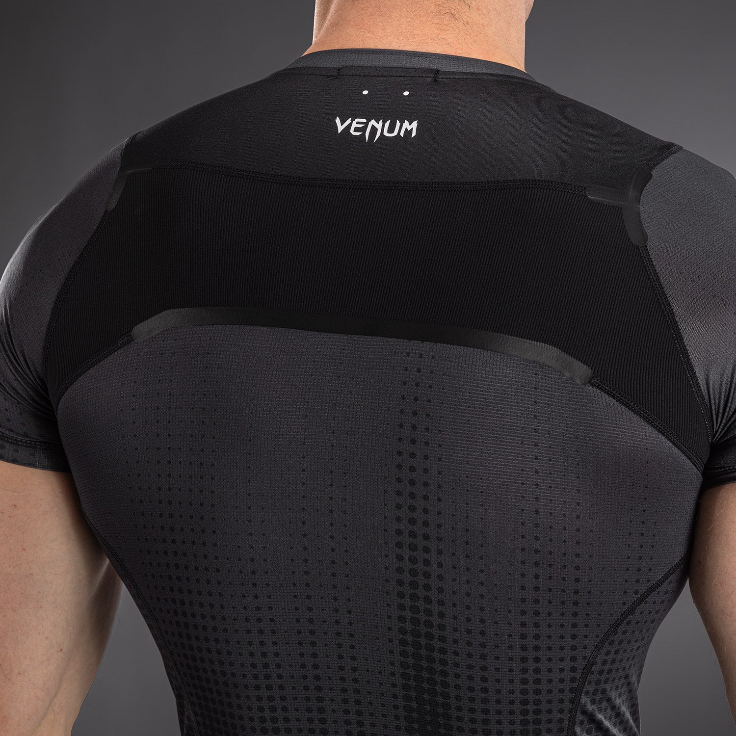 Venum Stealth Short Sleeve Rashguard - Black/White - Image 6
