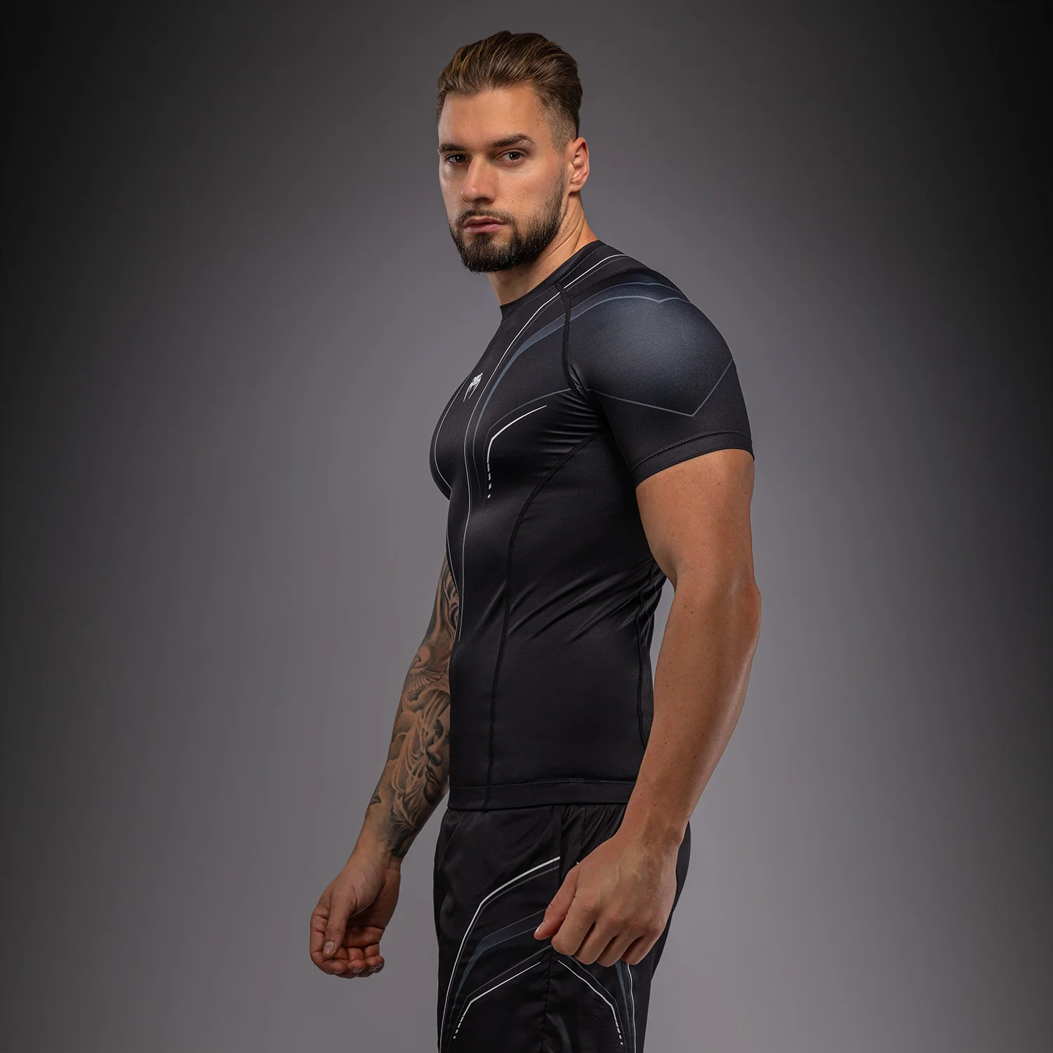 Venum Streamline Short Sleeve Rashguard - Black/White - Image 4
