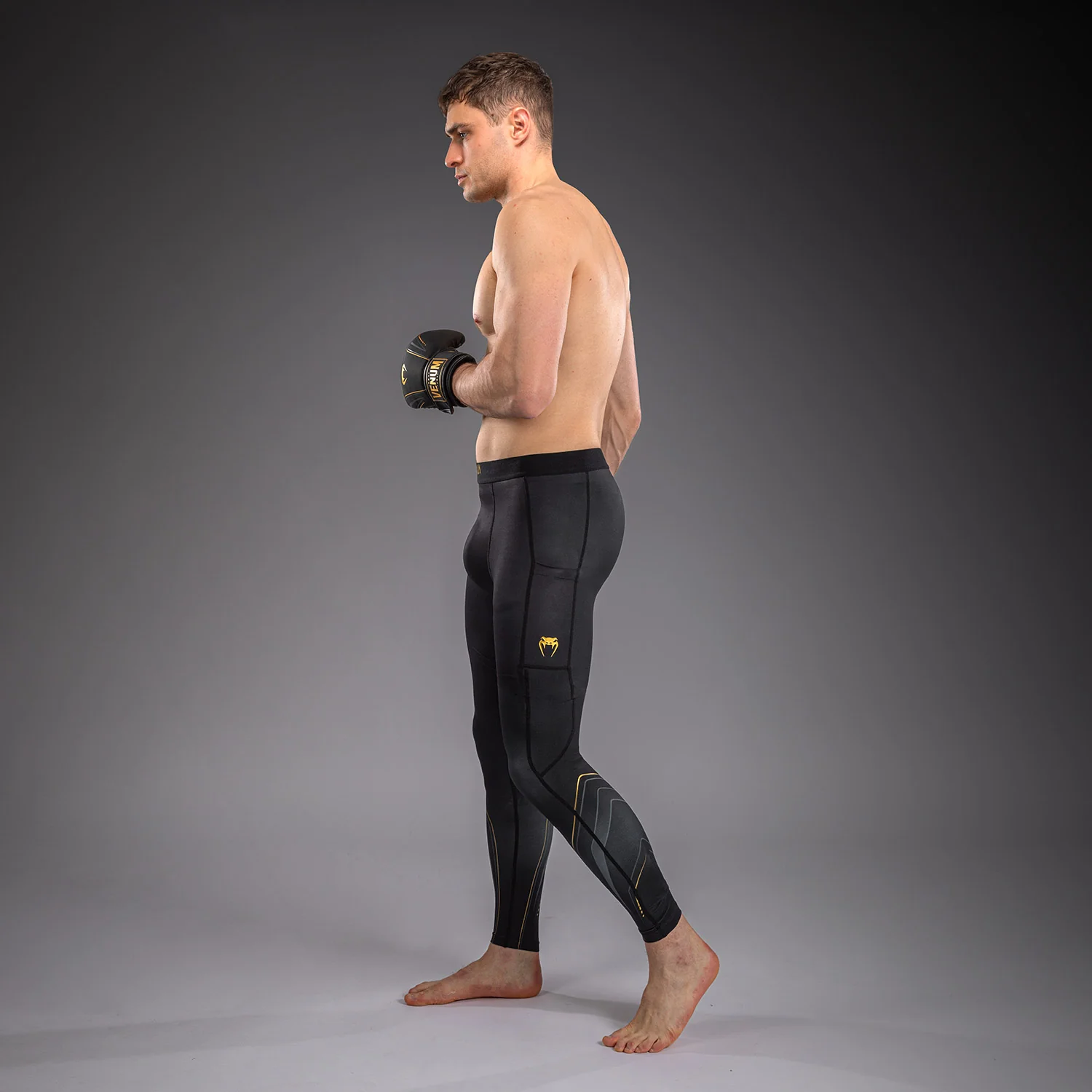 Venum Streamline Spats - Black/Gold - Image 2