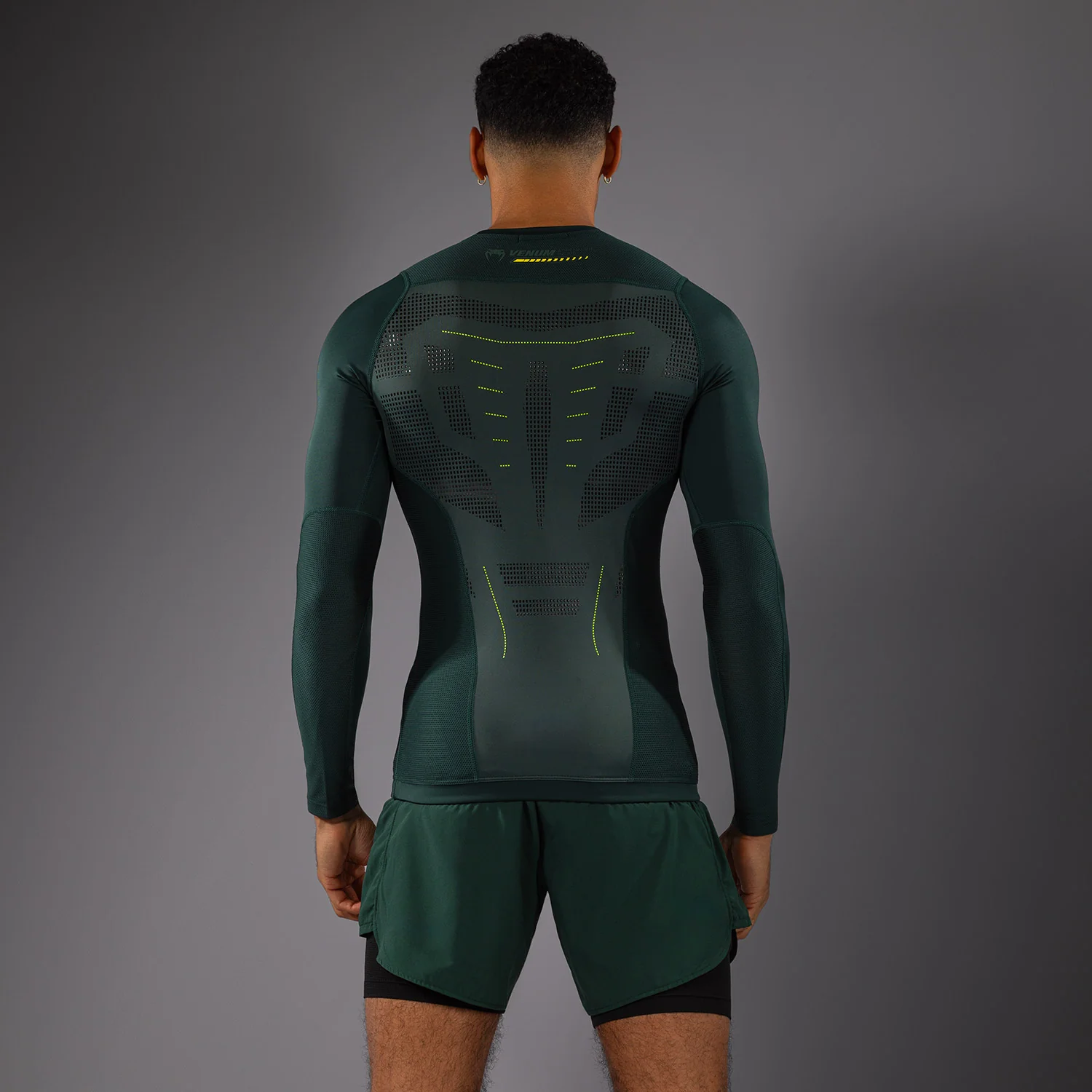 Venum Technical 3.0 Long Sleeve Rashguard - Forest Green - Image 5