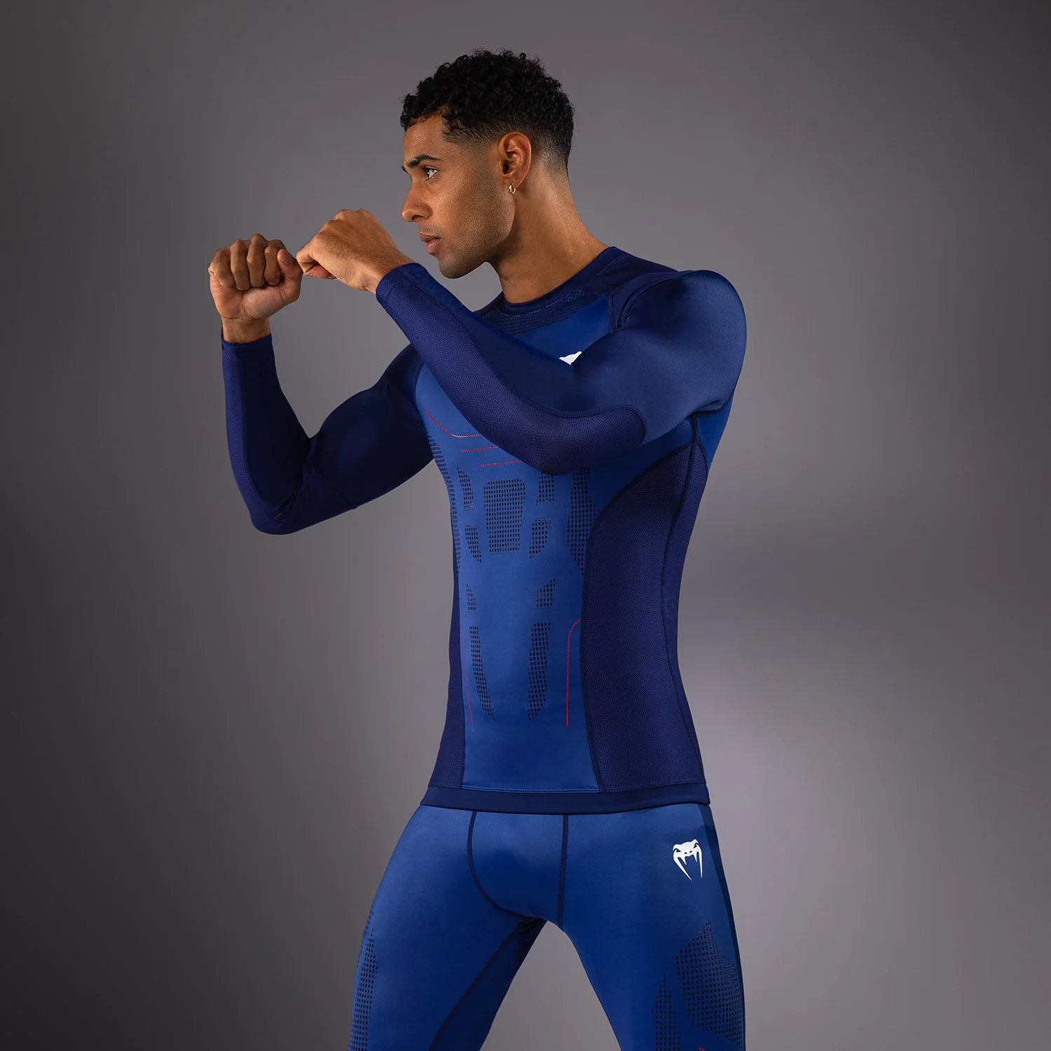Venum Technical 3.0 Long Sleeve Rashguard - Night Blue - Image 2