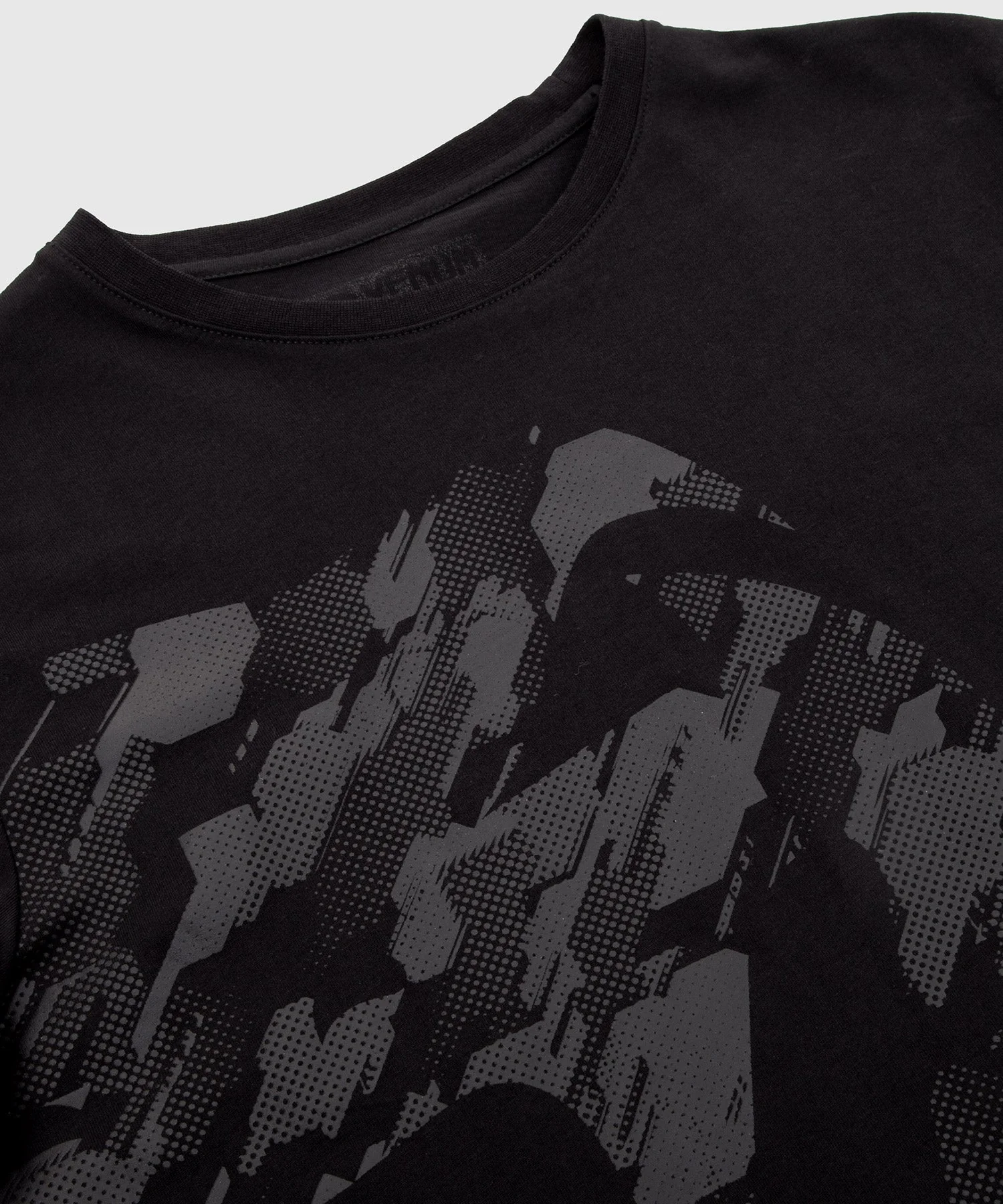 Venum Tecmo Giant T-shirt - Black/Black - Image 5