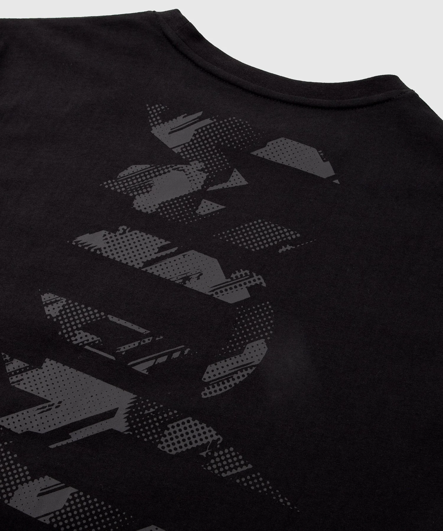 Venum Tecmo Giant T-shirt - Black/Black - Image 6