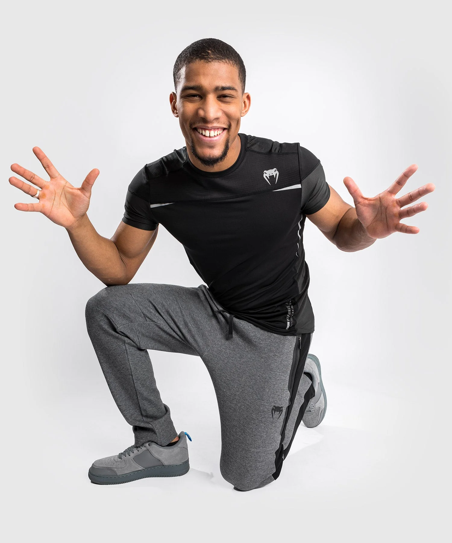 Venum Tempest 2.0 Dry tech T-shirt – Black/Grey - Image 2