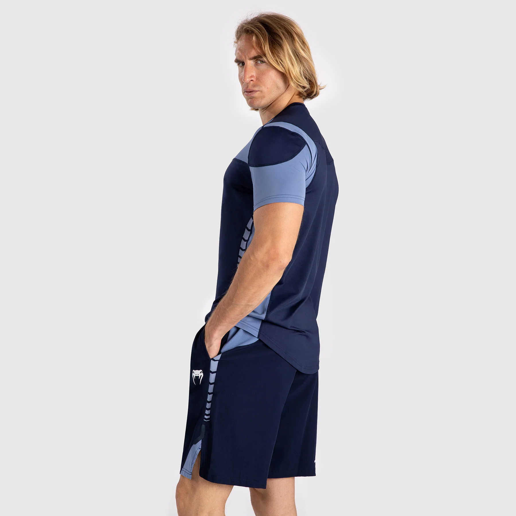 Venum Tempest Men's Dry-Tech T-Shirt - Navy Blue/Blue - Image 2