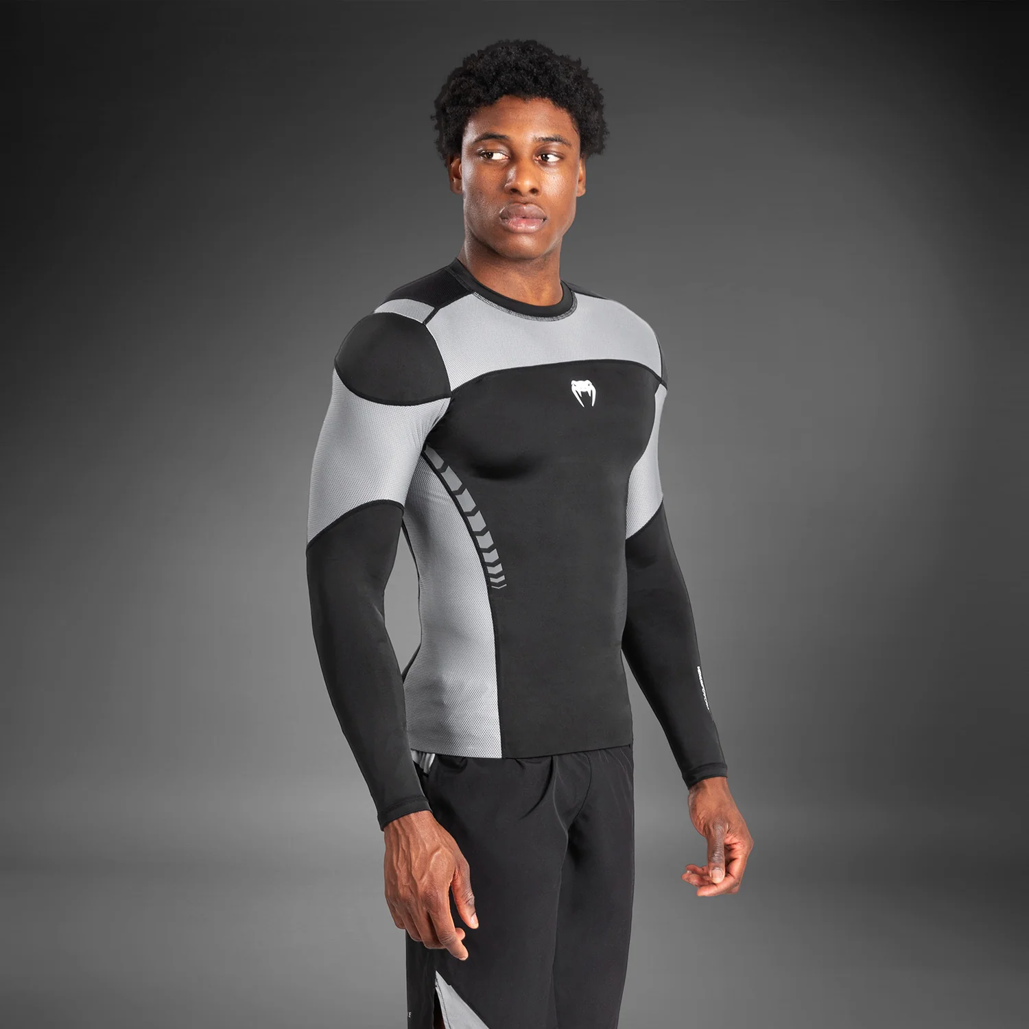 Venum Tempest Men's Long Sleeve Rashguard - Black/Grey - Image 8