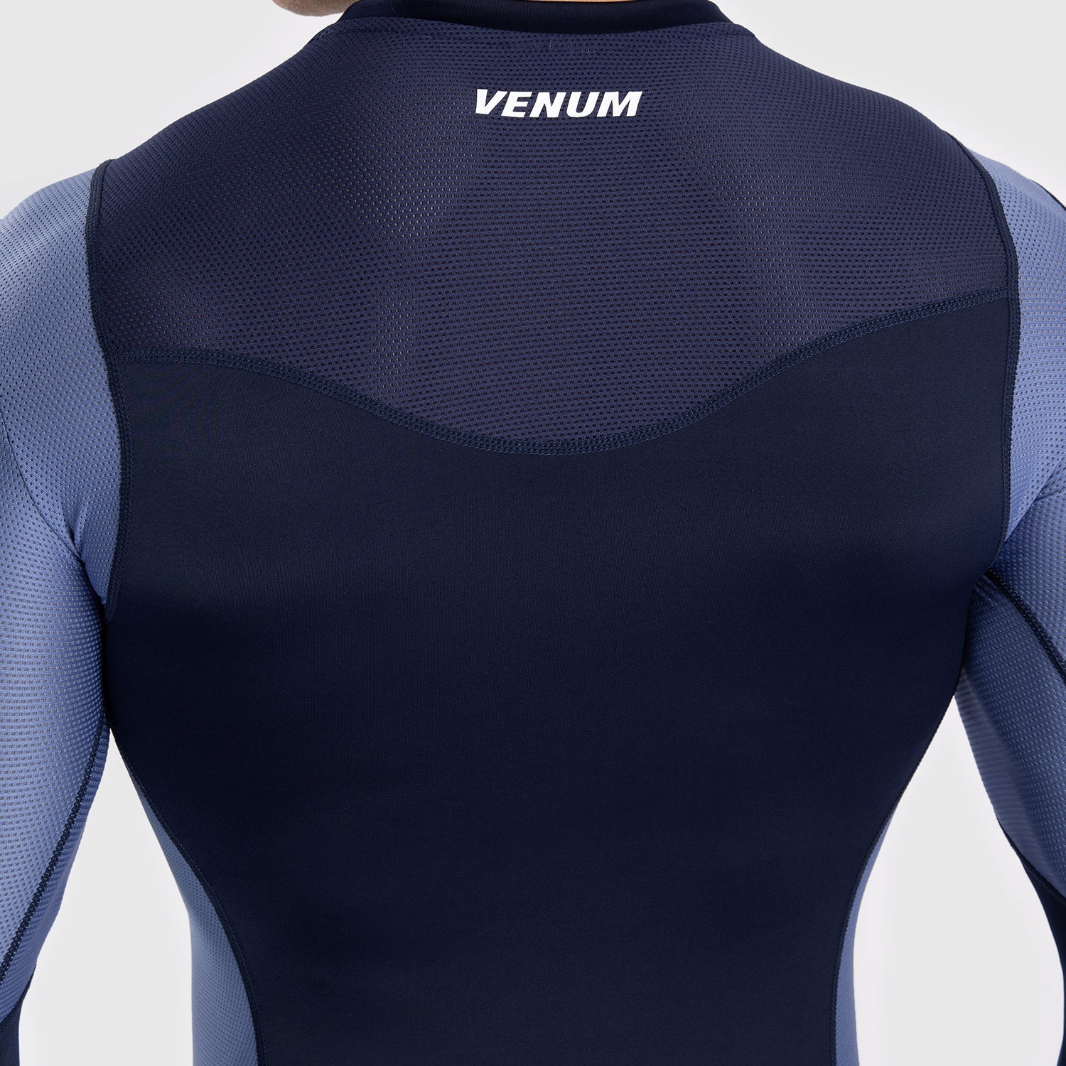 Venum Tempest Men's Long Sleeve Rashguard - Navy Blue/Blue - Image 5