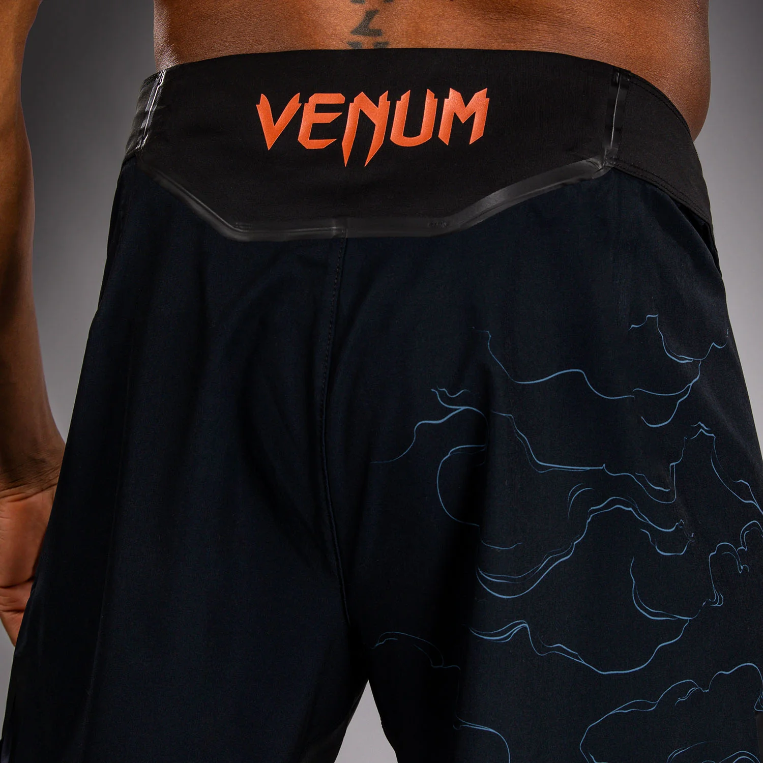 Venum Thunder Dragon Fightshorts - Black/Grey/Copper - Image 7