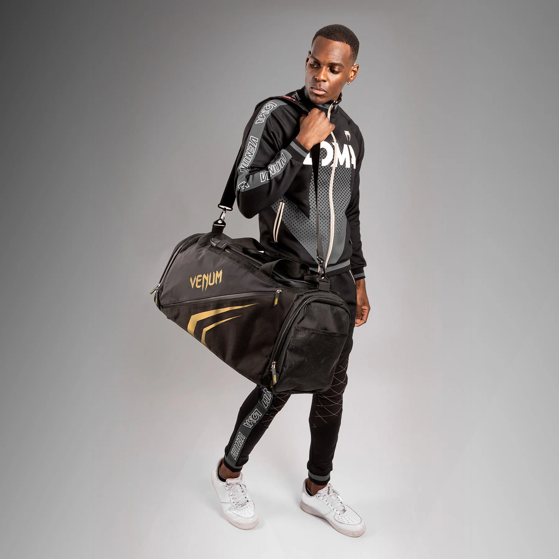 Venum Trainer Lite Evo Sports Bags (48L) - Image 9