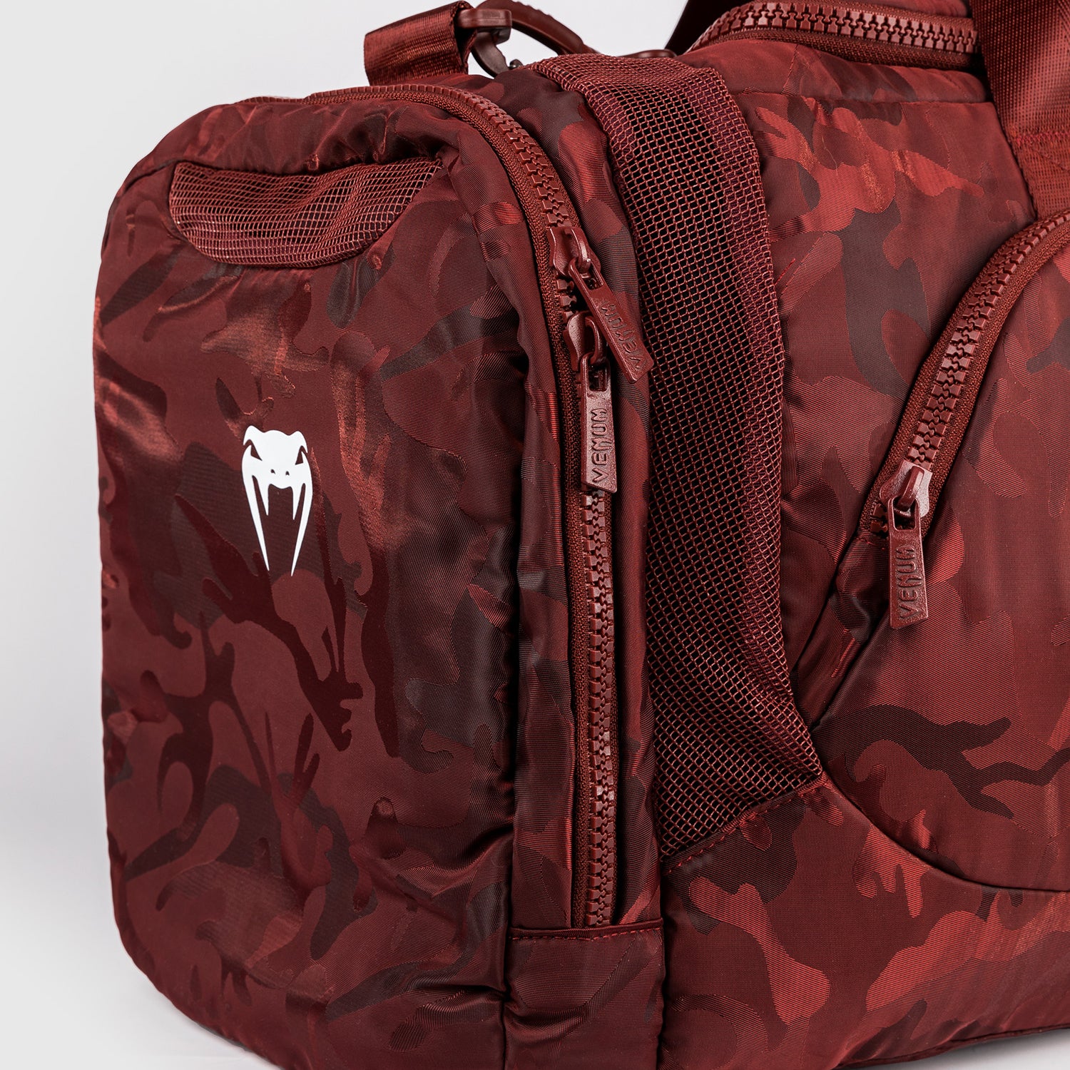 Venum Trainer Lite Sports Bag (48L) - Camo/Burgundy - Image 7