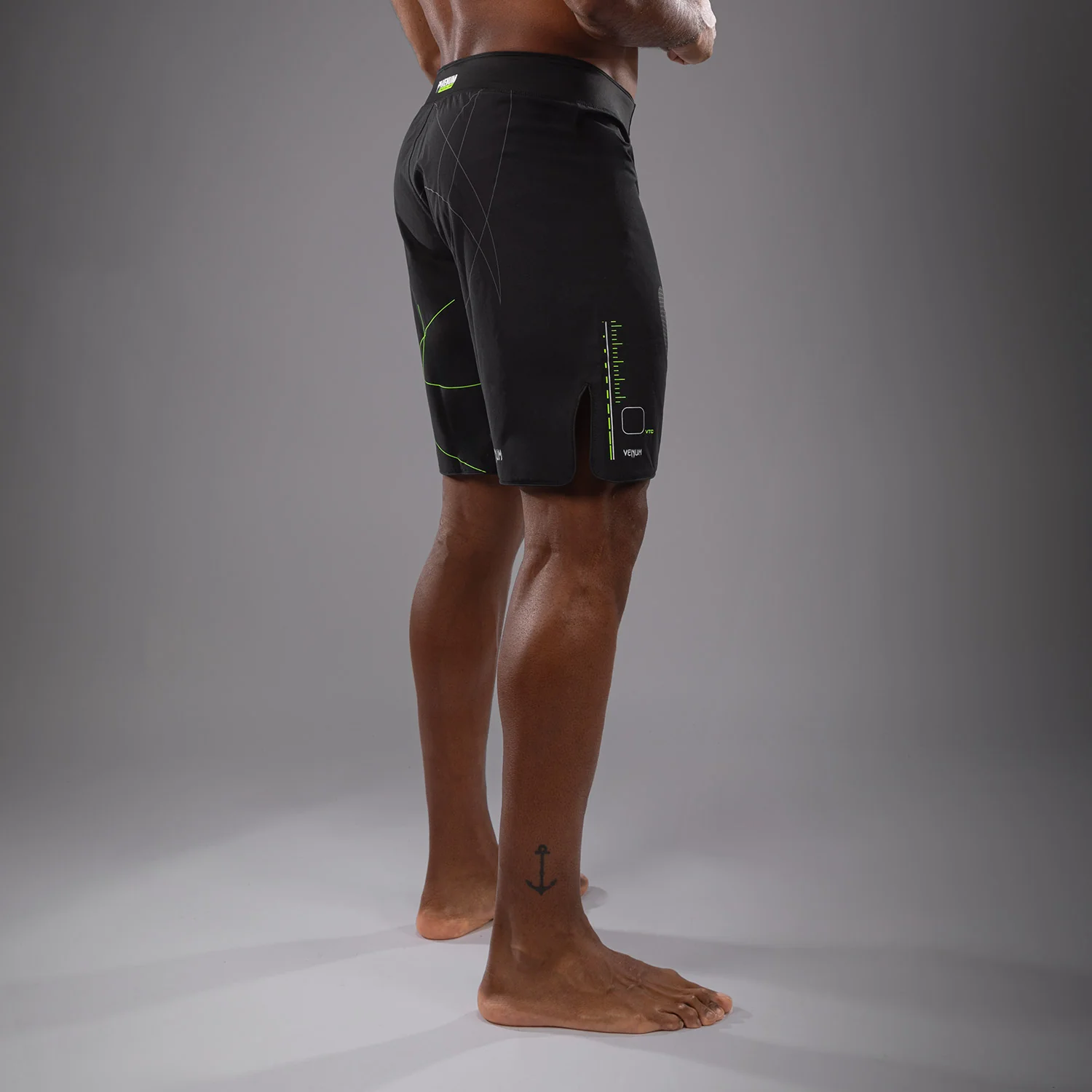 Venum Training Camp 4.0 Fight Short - Black/Neon Green - Image 5