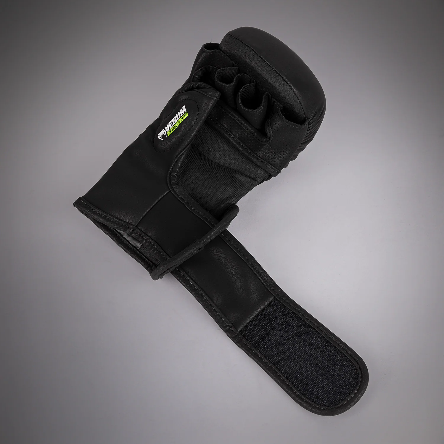 Venum Training Camp 4.0 Sparring Gloves - Black/Neo Green - Image 5