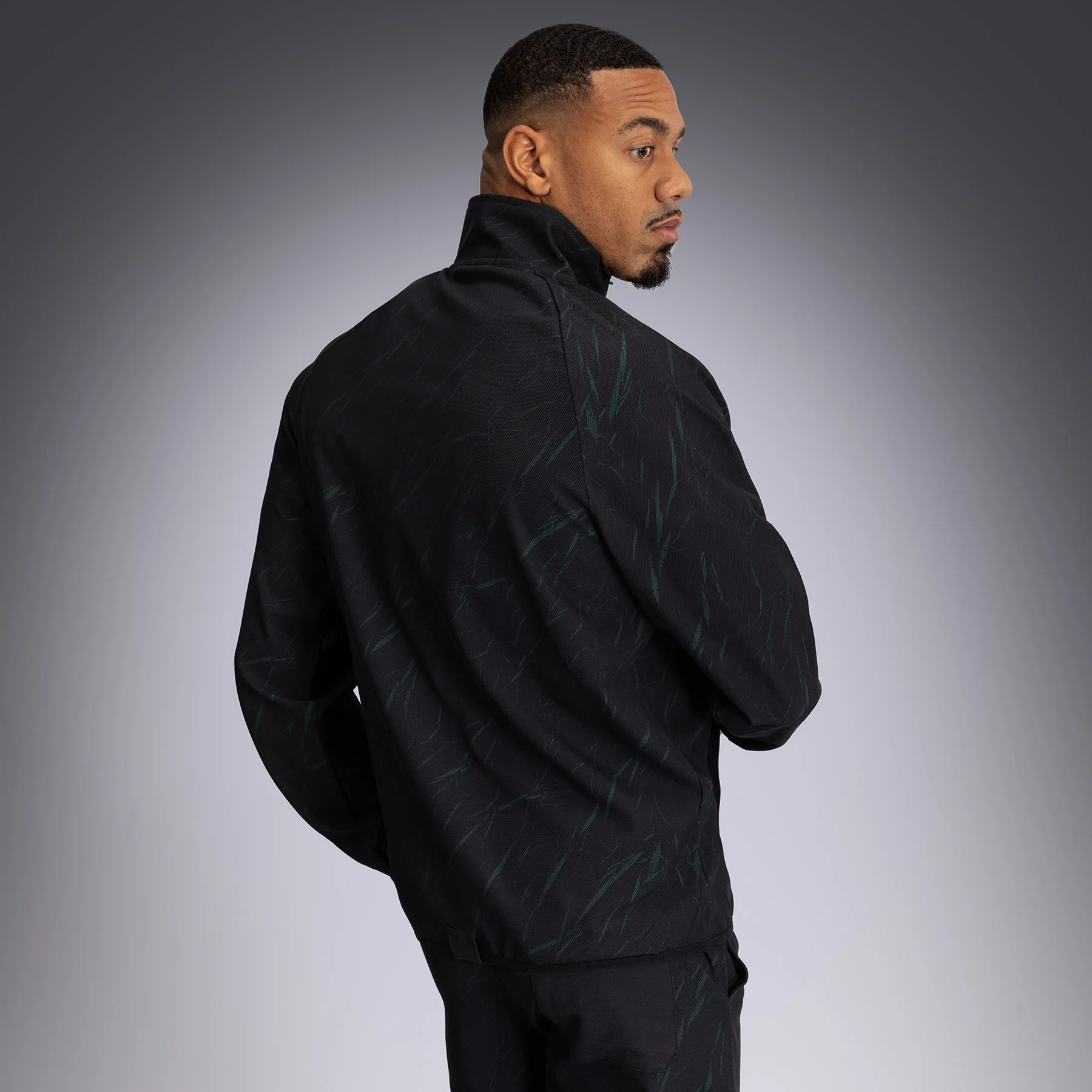 Venum Trooper Men's Half-Zip Jacket - Black/Forest Green - Image 3