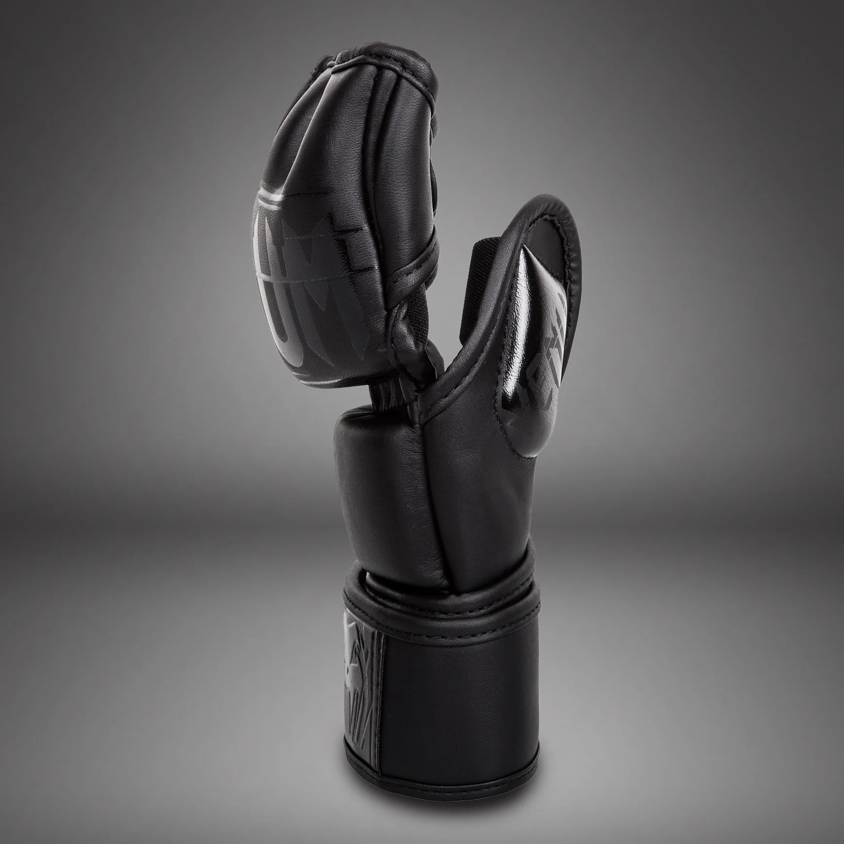 Venum Undisputed 2.0 MMA Gloves - Matte/Black - Image 2