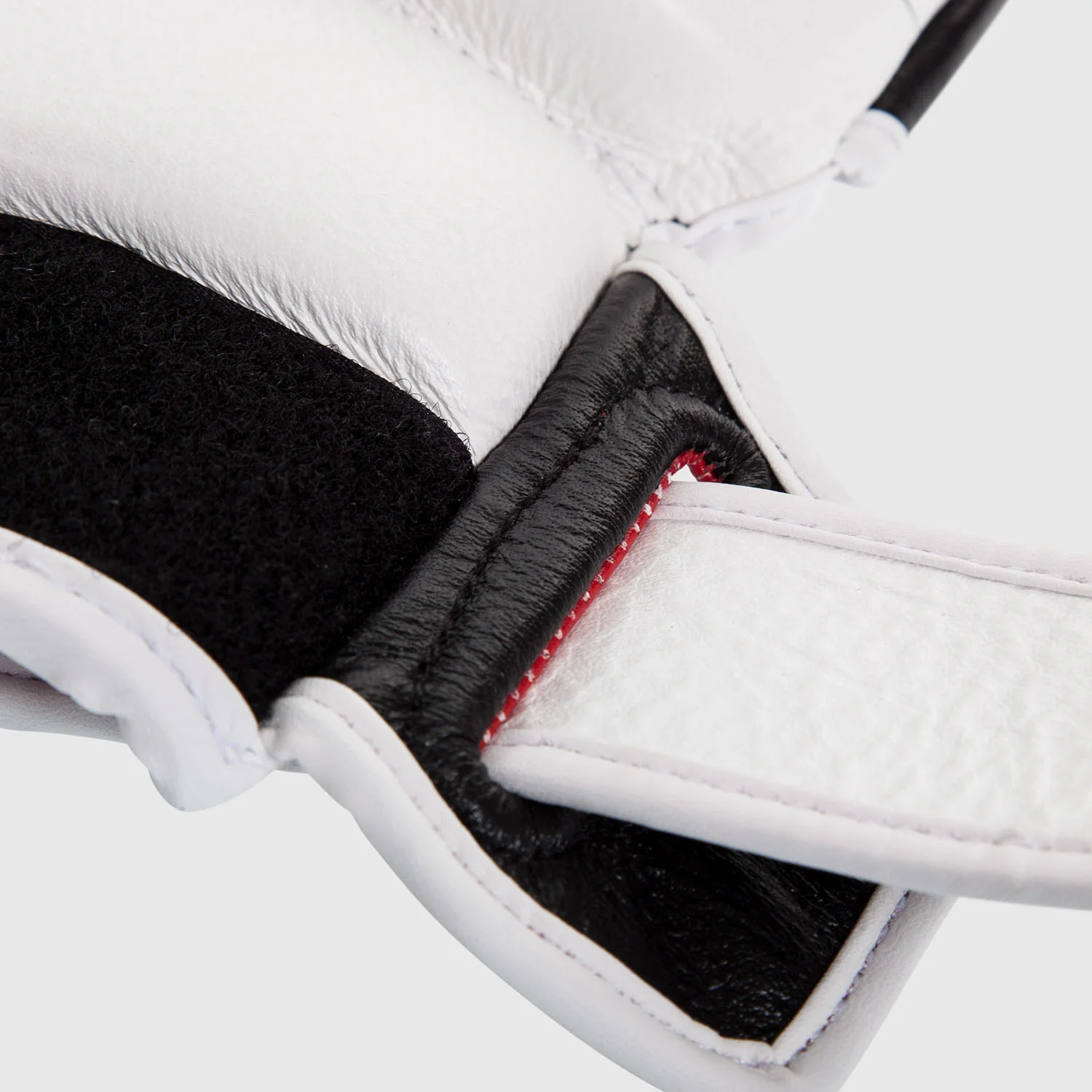 Venum Undisputed 2.0 MMA Gloves - Nappa Leather - Image 6