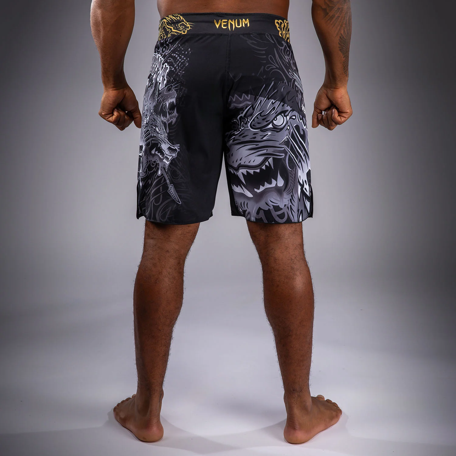 Venum Wolf Atak Fightshorts - Black/Grey - Image 4