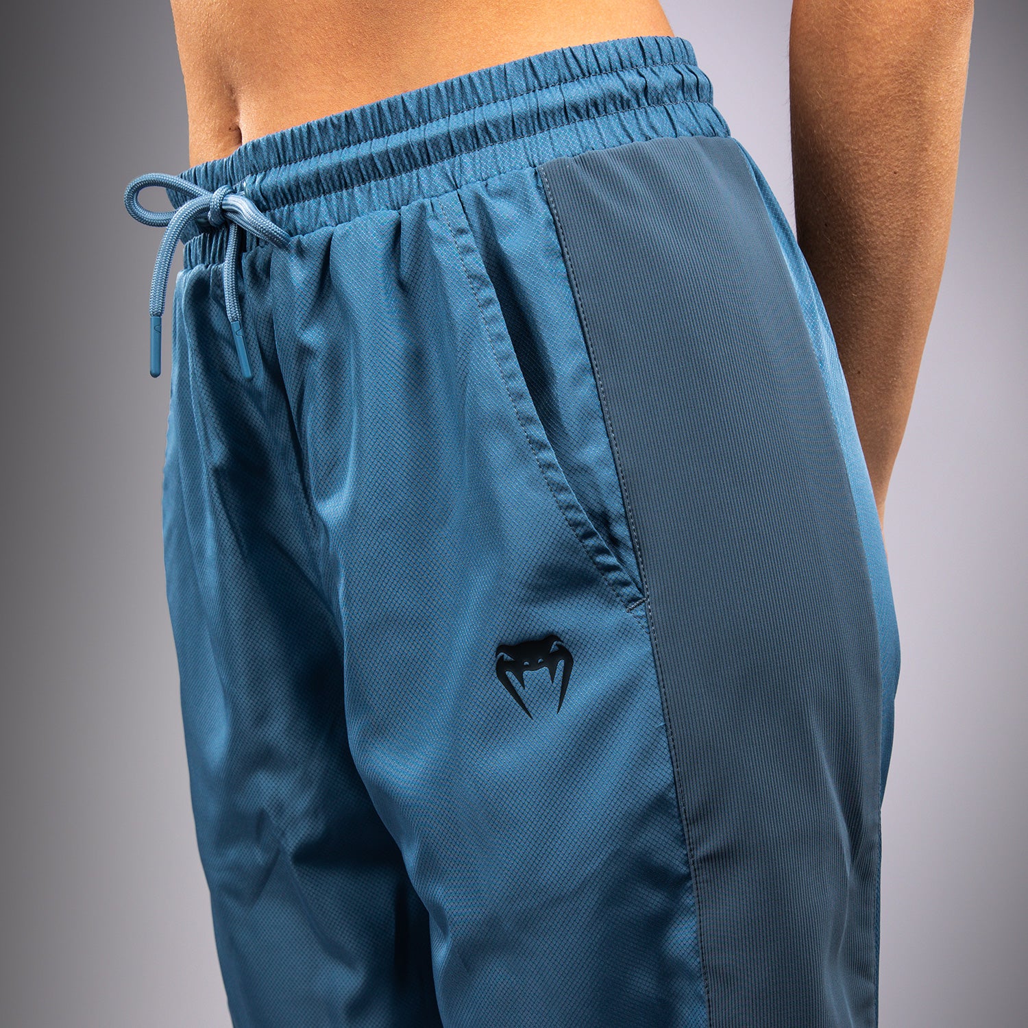 Venum Women Laser 3.0 Joggers - Blue - Image 6