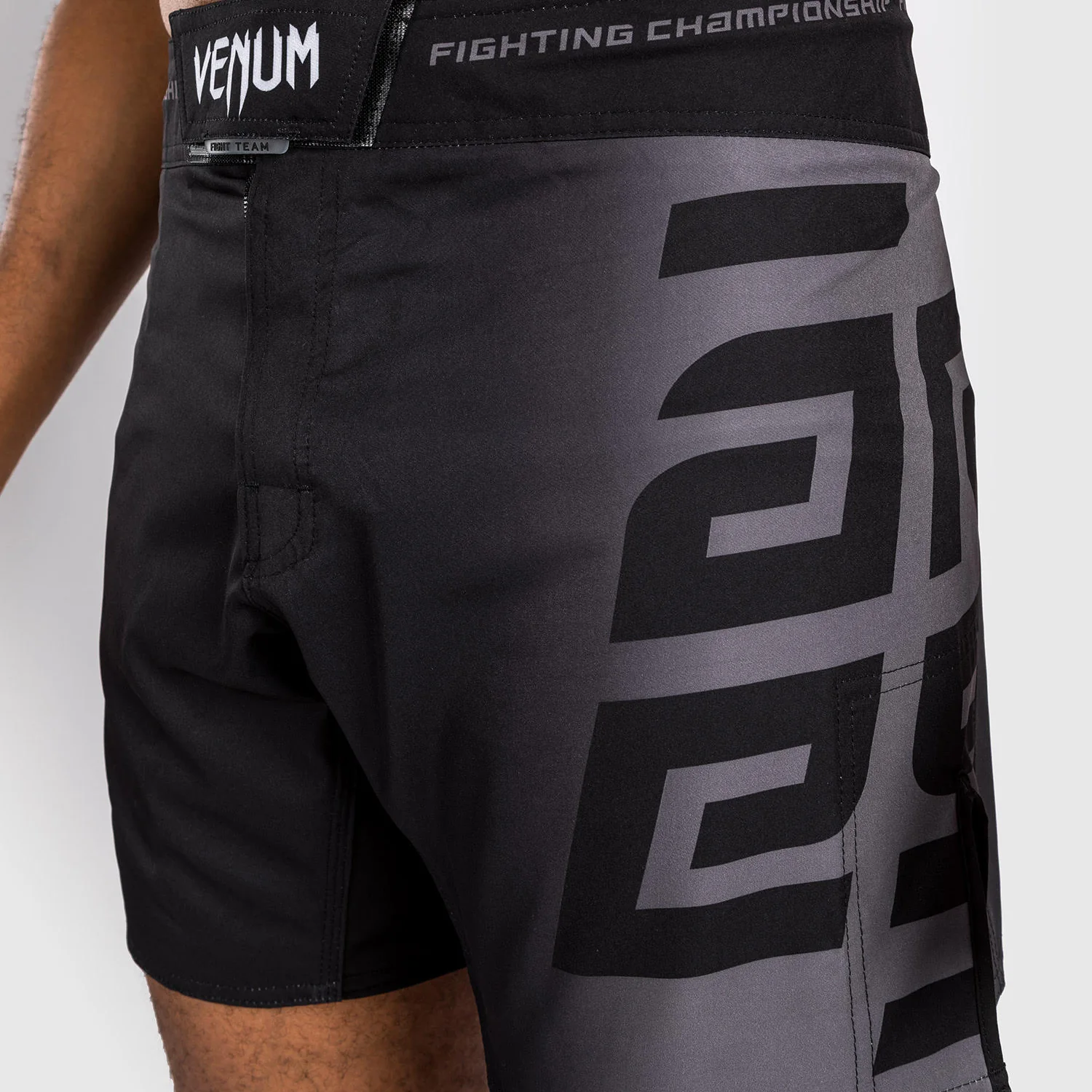 Venum x Ares Fightshort - Black - Image 7