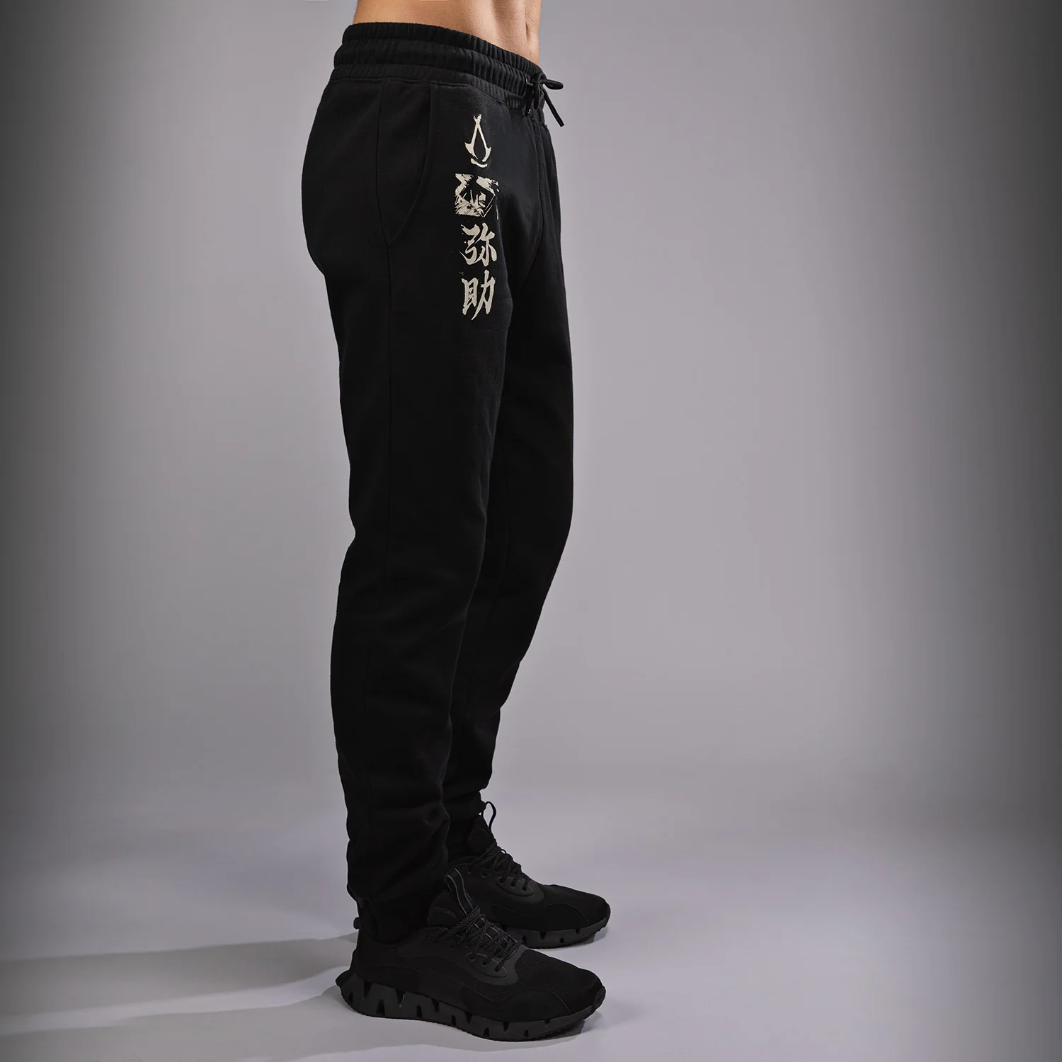 Venum x Assassin's Creed Shadows Jogger - Black - Image 4