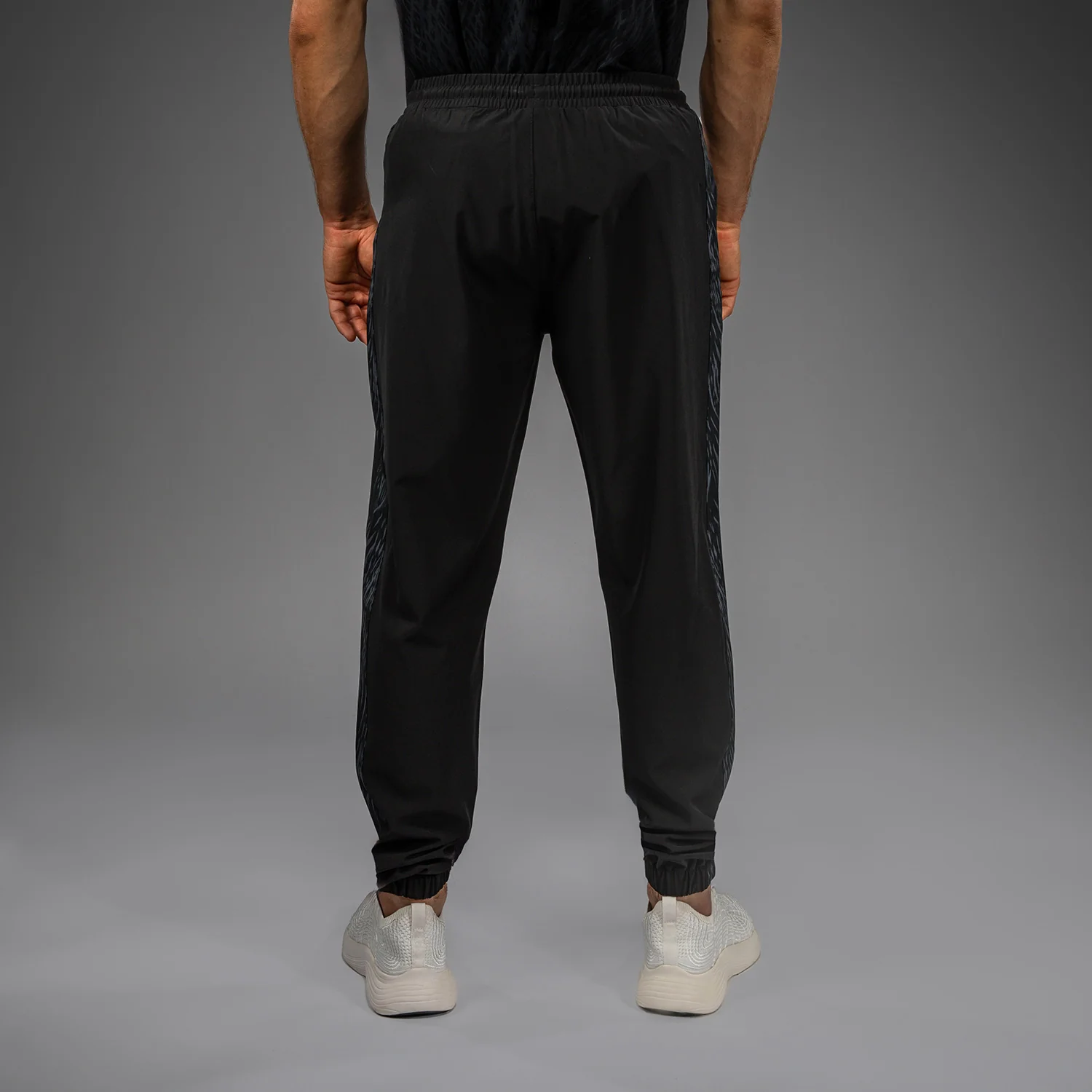 Venum x Chimaev Joggers - Black/Grey - Image 3