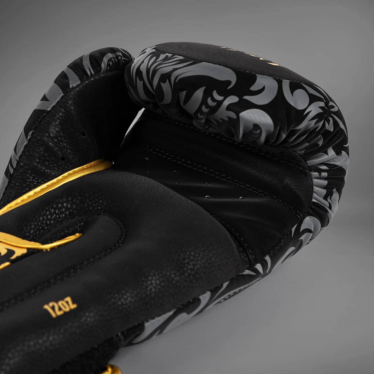 Venum x Topuria Unmatched Edition Boxing Gloves - Black/Gold - Image 7