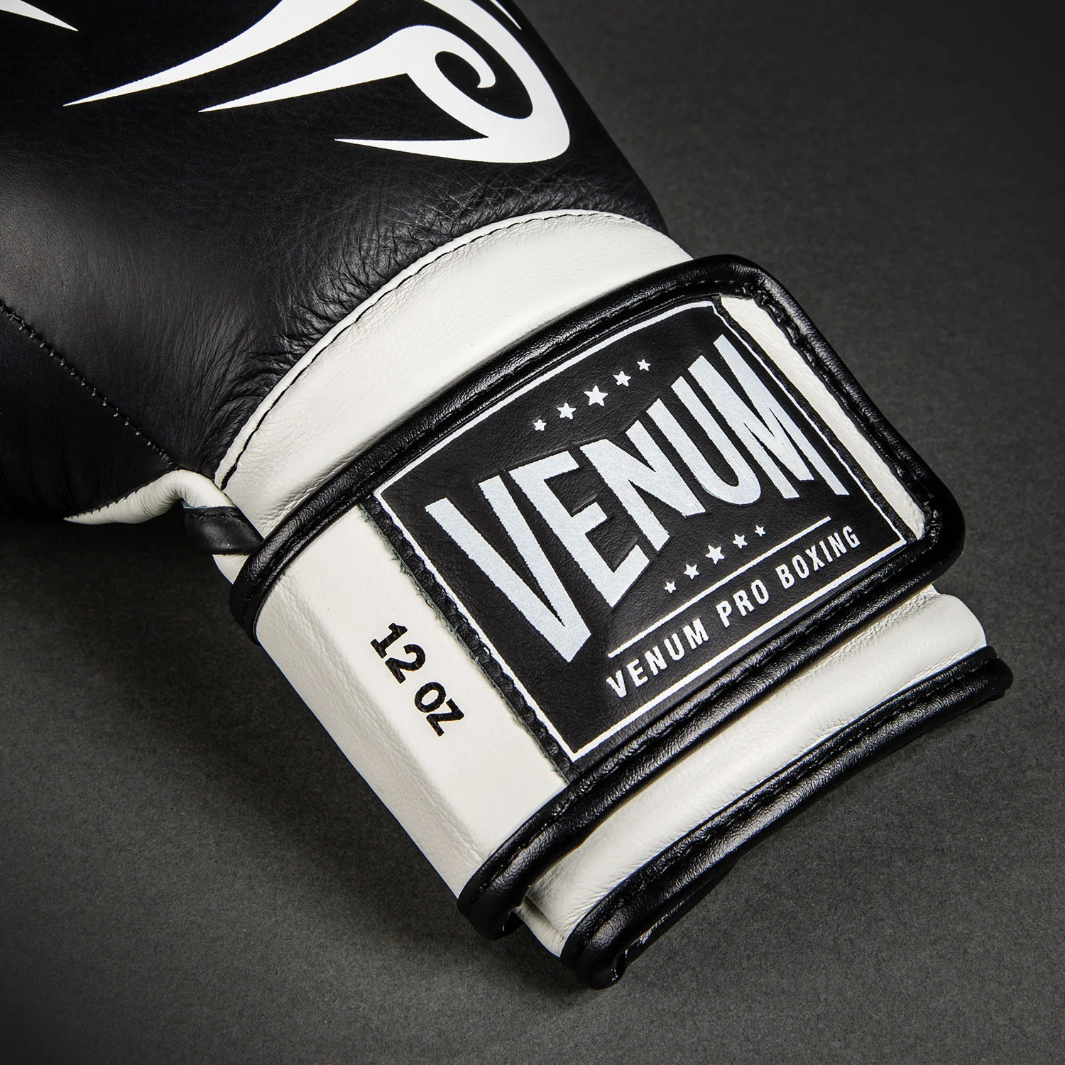 Venum Giant 2.0 Mike Tyson Pro Boxing Gloves - Deep Black/Optical White - Image 4