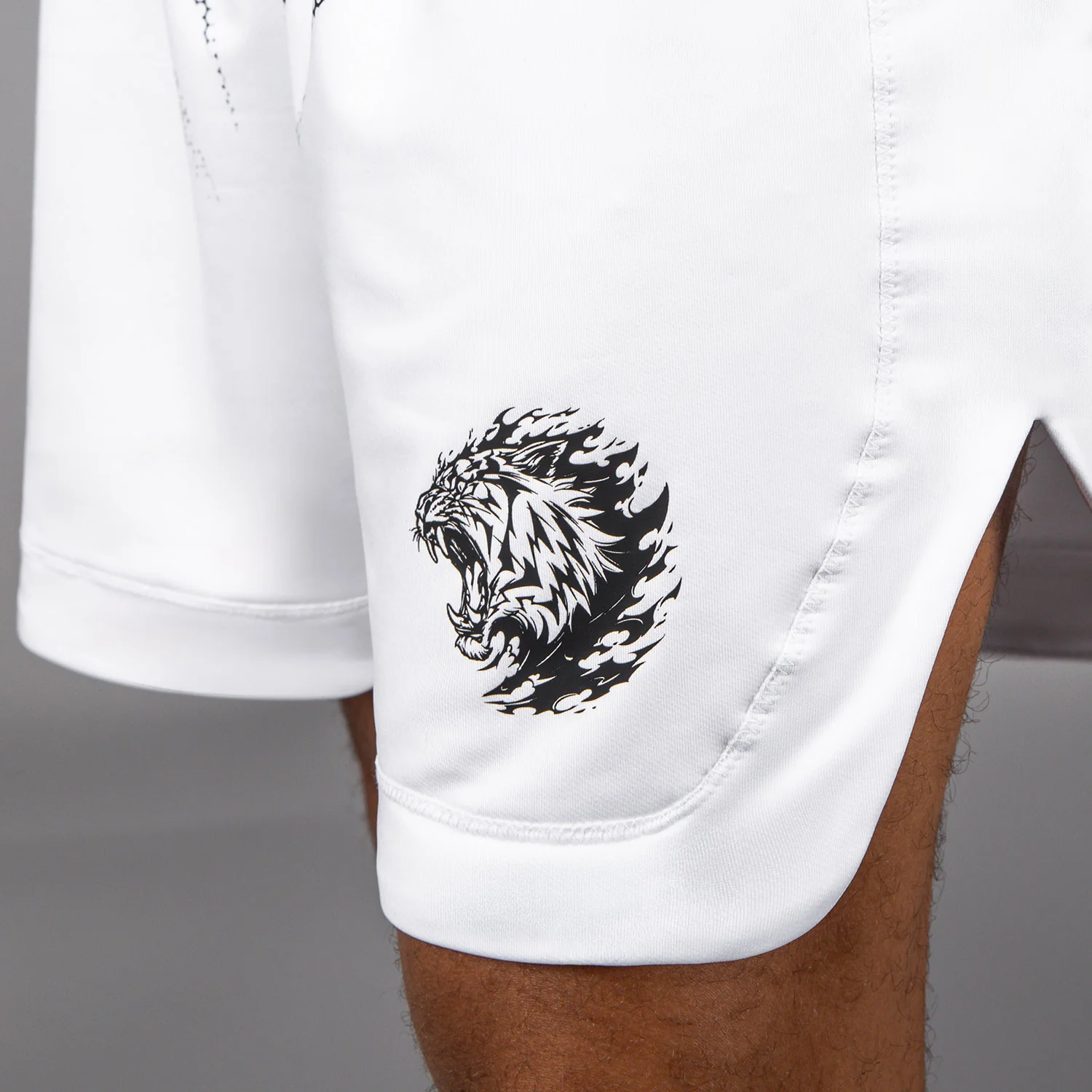 Venum x Mike Tyson Tiger Boxing Shorts - Optical White/Deep Black - Image 8