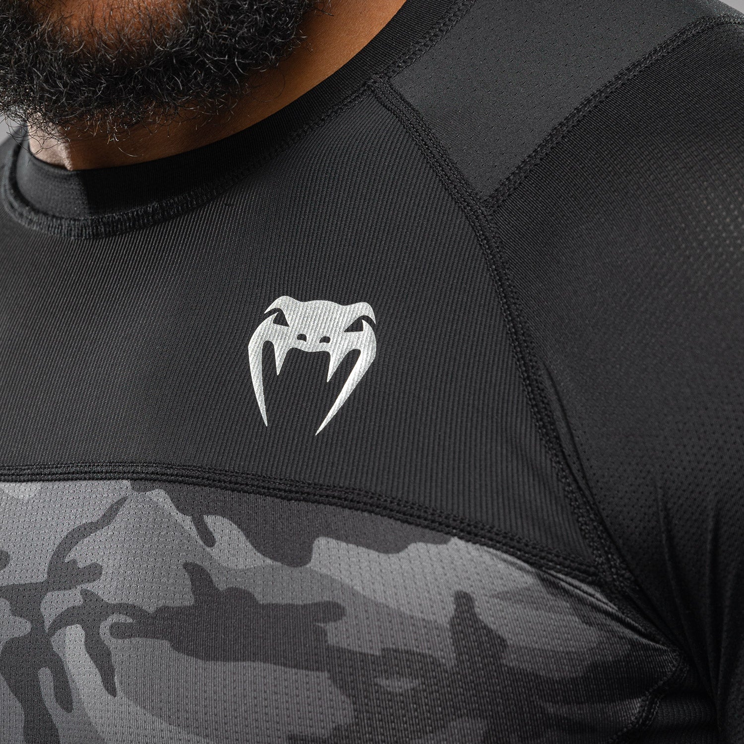Venum x Polaris Long Sleeve Rashguard - Black/Storm Grey - Image 7
