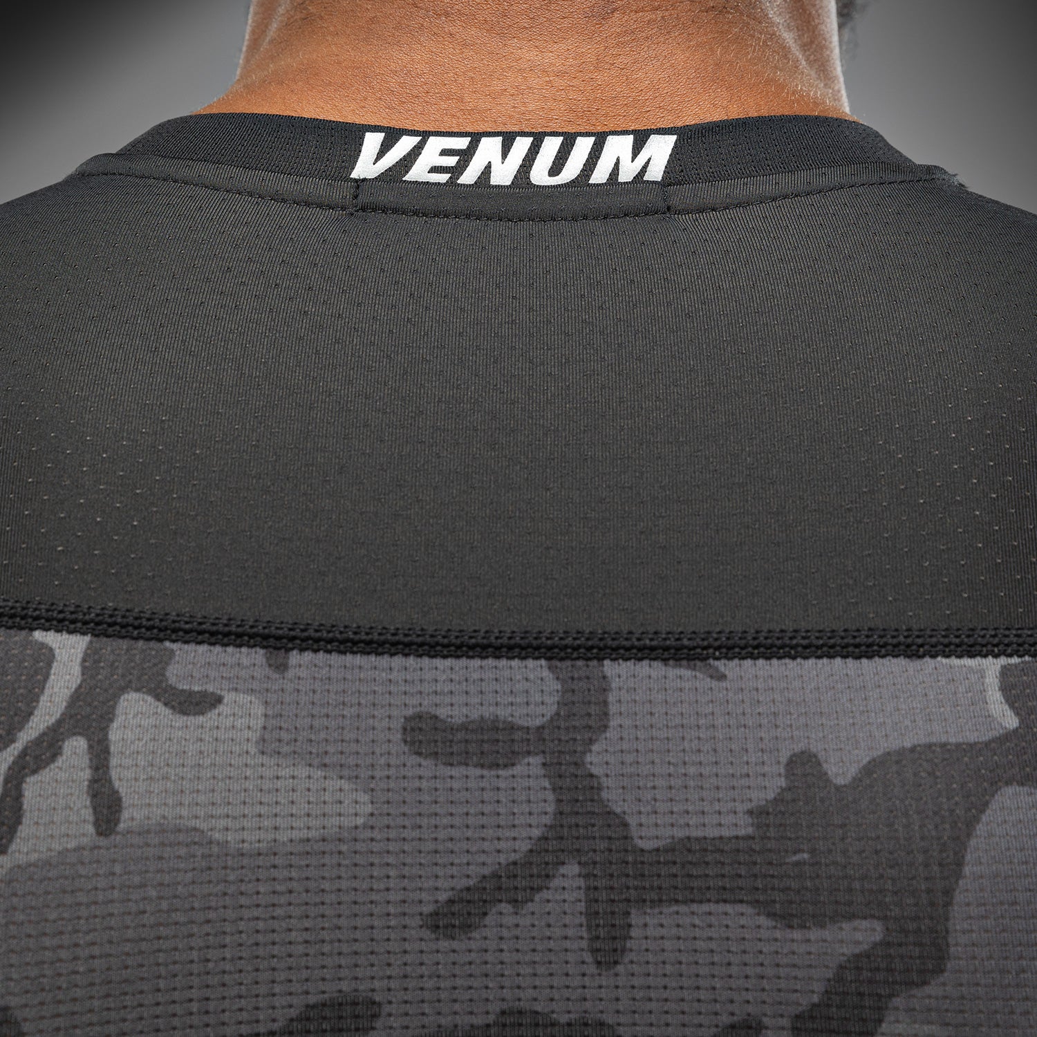 Venum x Polaris Short Sleeve Rashguard - Black/Storm Grey - Image 5