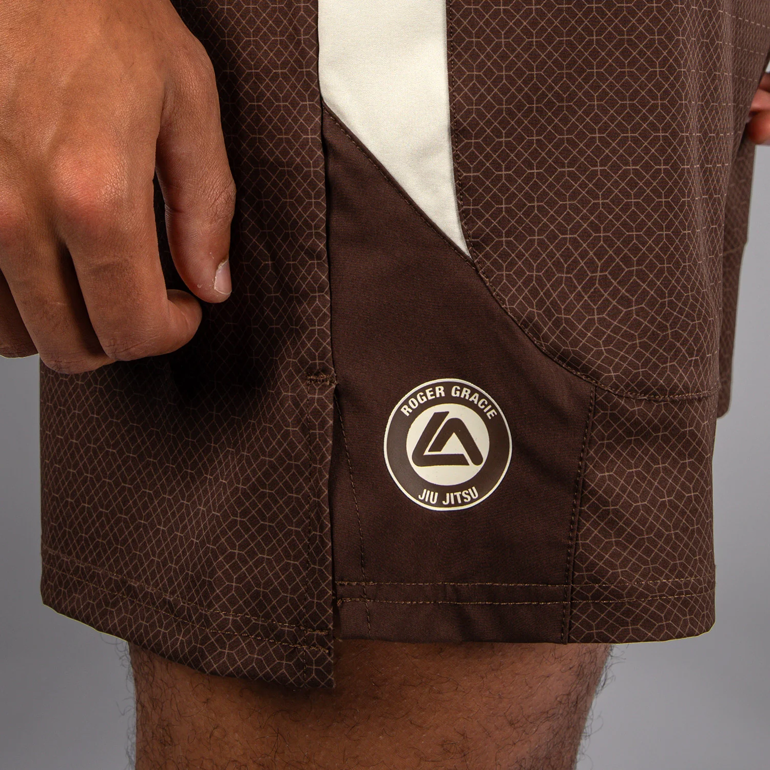 Venum x Roger Gracie Academy Fightshorts - Dark Brown - Image 5