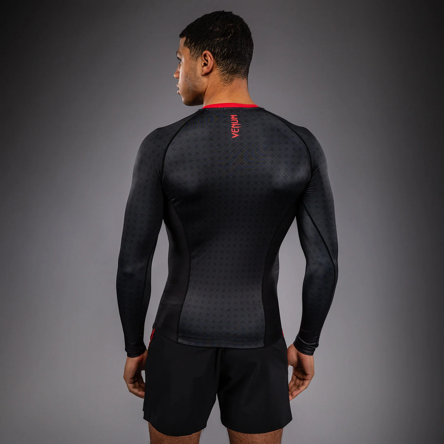 Venum x Roger Gracie Signature Long Sleeve Rashguard - Black/Red - Image 3