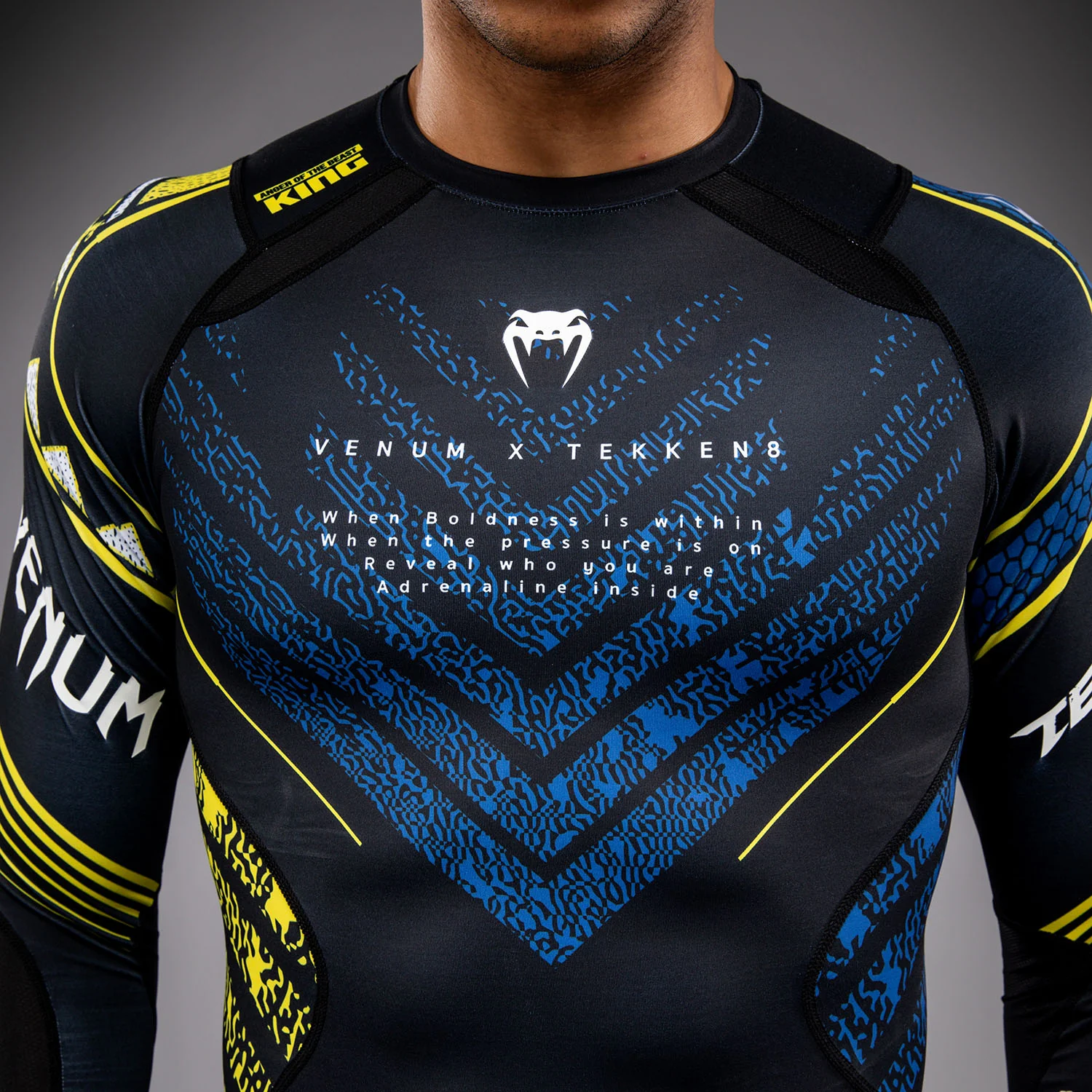Venum x TEKKEN 8 Long Sleeve Rashguard - King - Black/Yellow - Image 4
