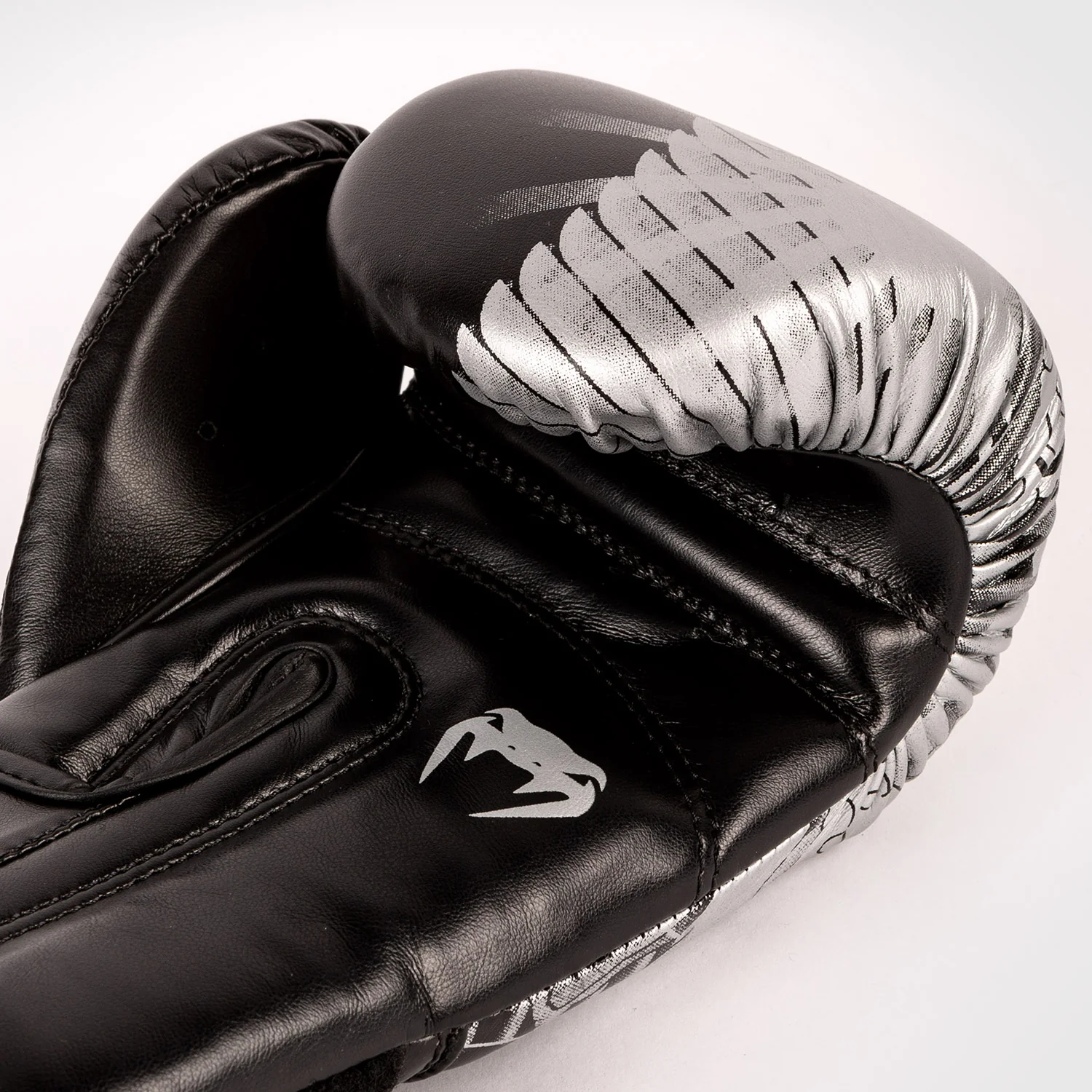 Venum YKZ21 Boxing Gloves - For Kids - Black/White - Image 7